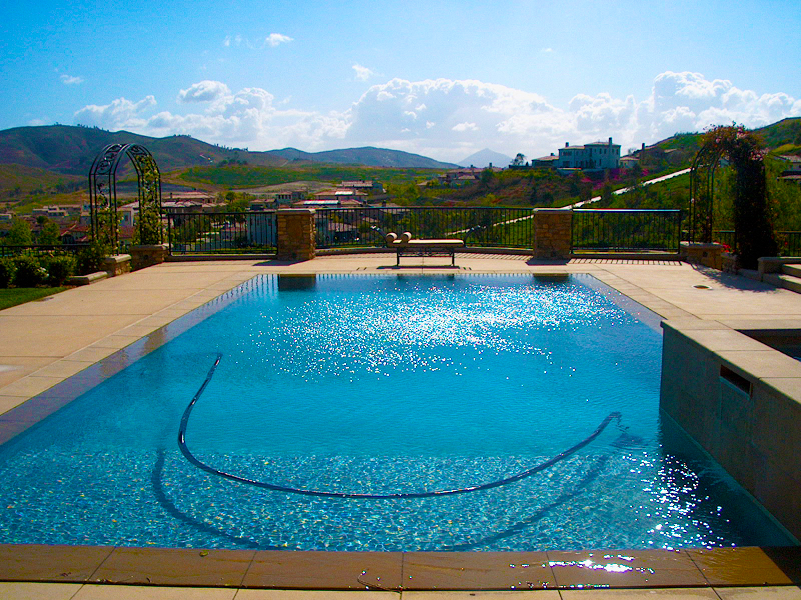 Crosby Estates Flush Pool