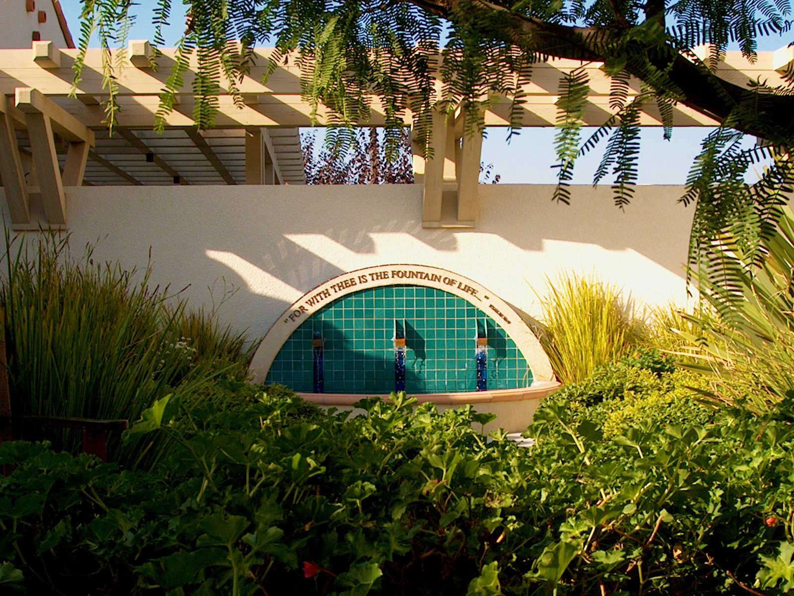 sun-interior-courtyard
